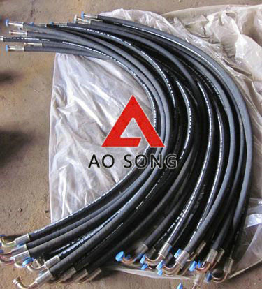 挖掘機液壓油管不干凈會引發哪些問題？